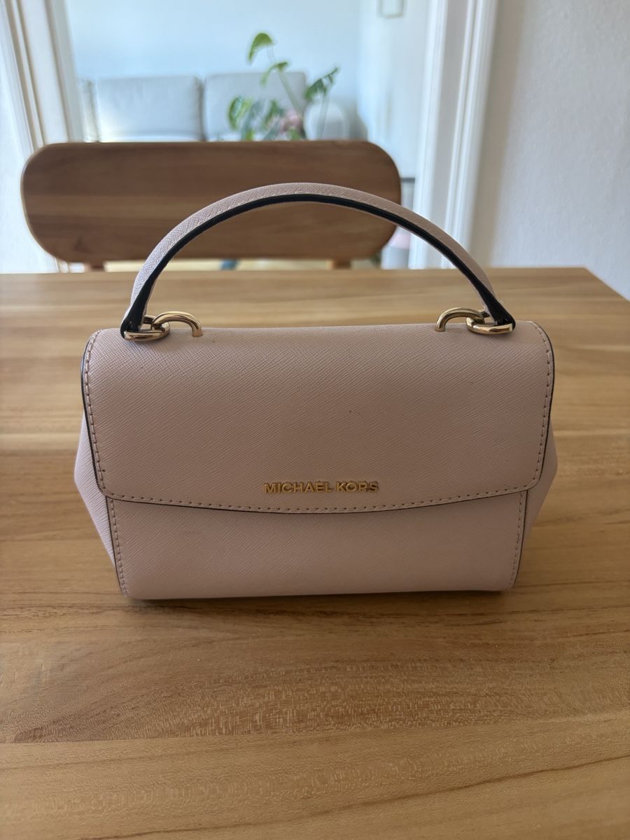 Michael Kors Taschen für Damen: Michael Kors Tasche – Gebraucht aus Basel von nin_yd9x 4