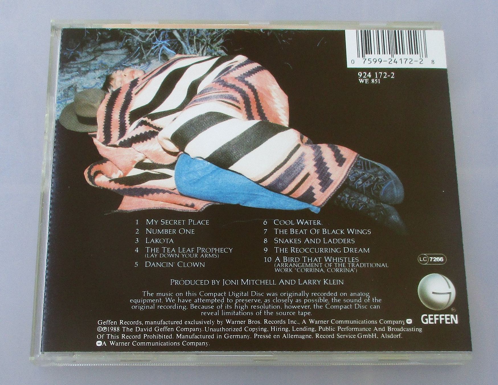 CD: JONI MITCHELL - Chalk Mark In A Rain Storm – Usato da Wattwil venduto da Muriel11 1