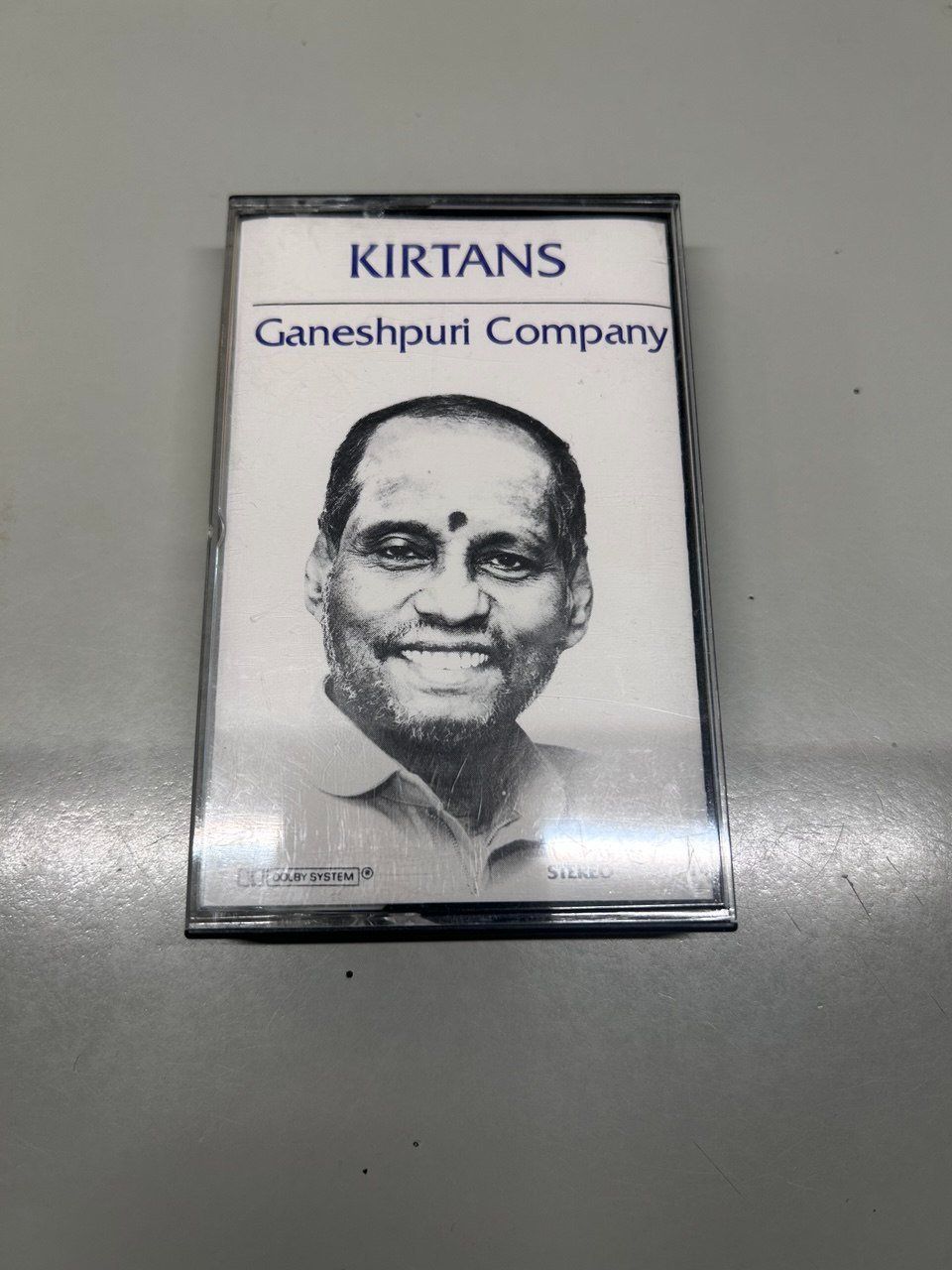 Kompaktkassetten: "Kirtans" della Ganeshpuri Company – Gebraucht aus Giubiasco von LorisVale