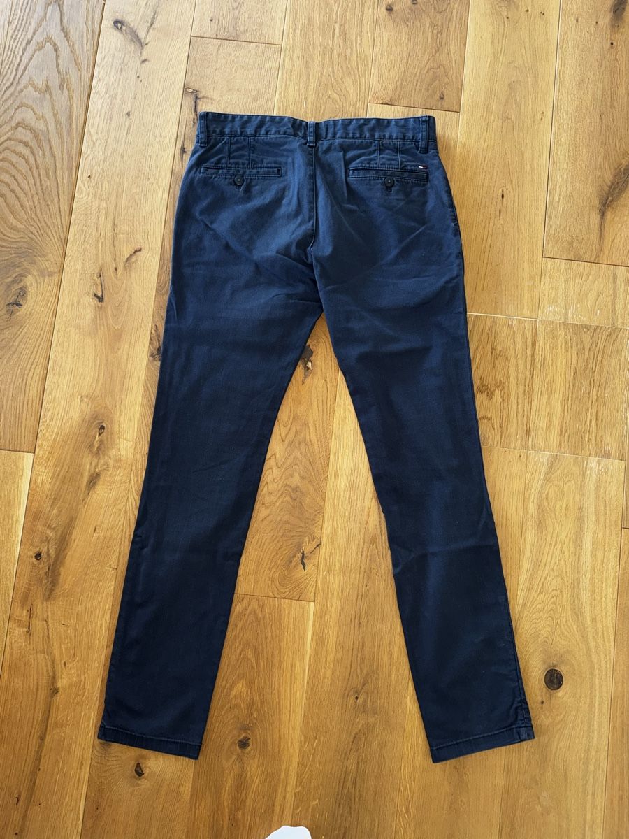Tommy Hilfiger Hosen: Tommy Hilfiger Chino Dunkelblau – Gebraucht aus Schaan von kri_tsw8 1