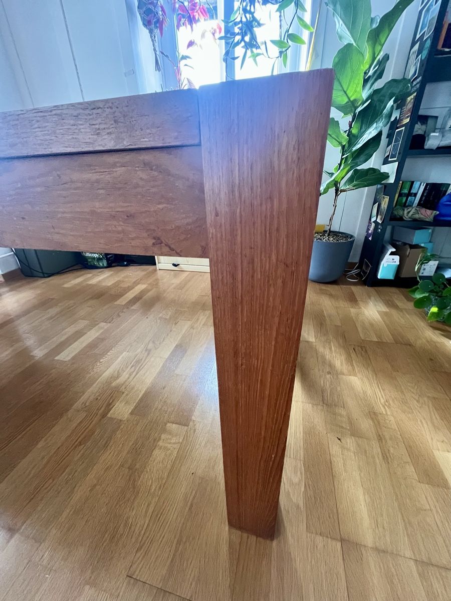 Tische: Holztisch 209x89x76 cm – Gebraucht aus Rhäzüns von duudii 4