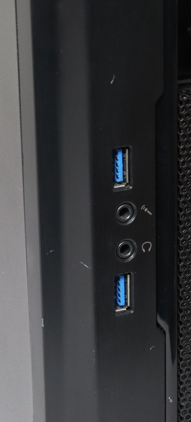 Custodie: Cooler Master Elite 130 mini ITX Gehäuse – Usato da Frick venduto da volvo850driver 3