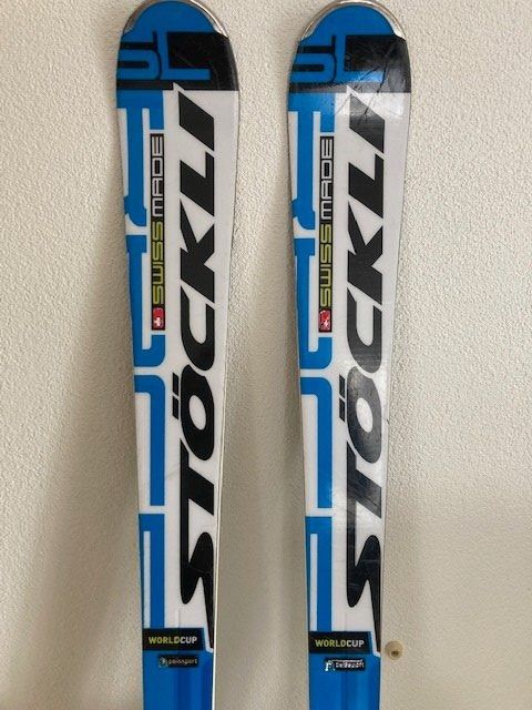 Skis Alpins Stöckli Laser SL 170 Cm - Occasion Avec Fixations - Rayon 14,5 M - Modèle Unisexe