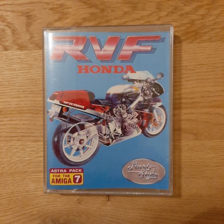 Amiga Spiel RVF Honda