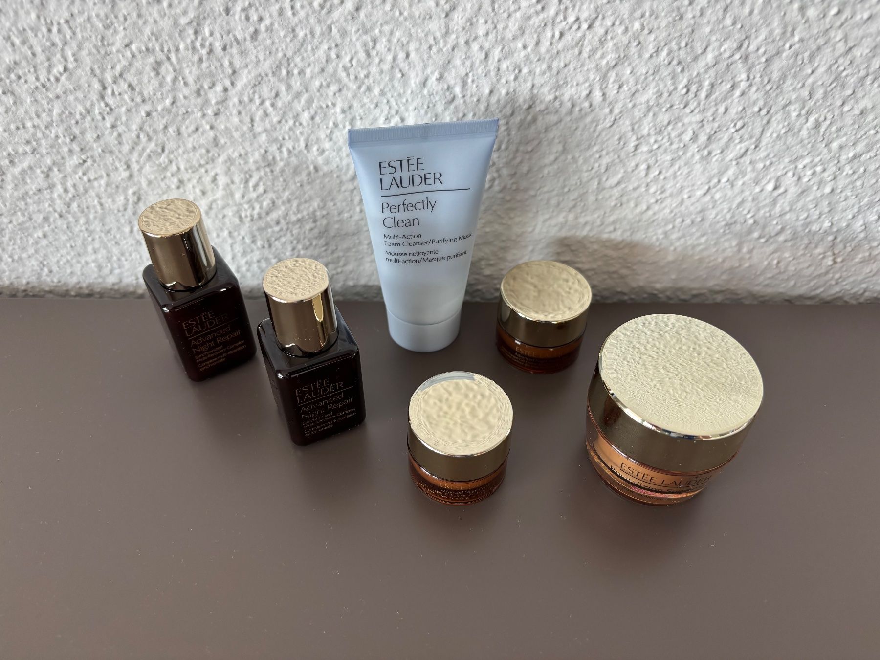 Estée Lauder Gesichtspflege: Estée Lauder Beauty Set – Neu und originalverpackt aus Unterägeri von flu_zp5d 1