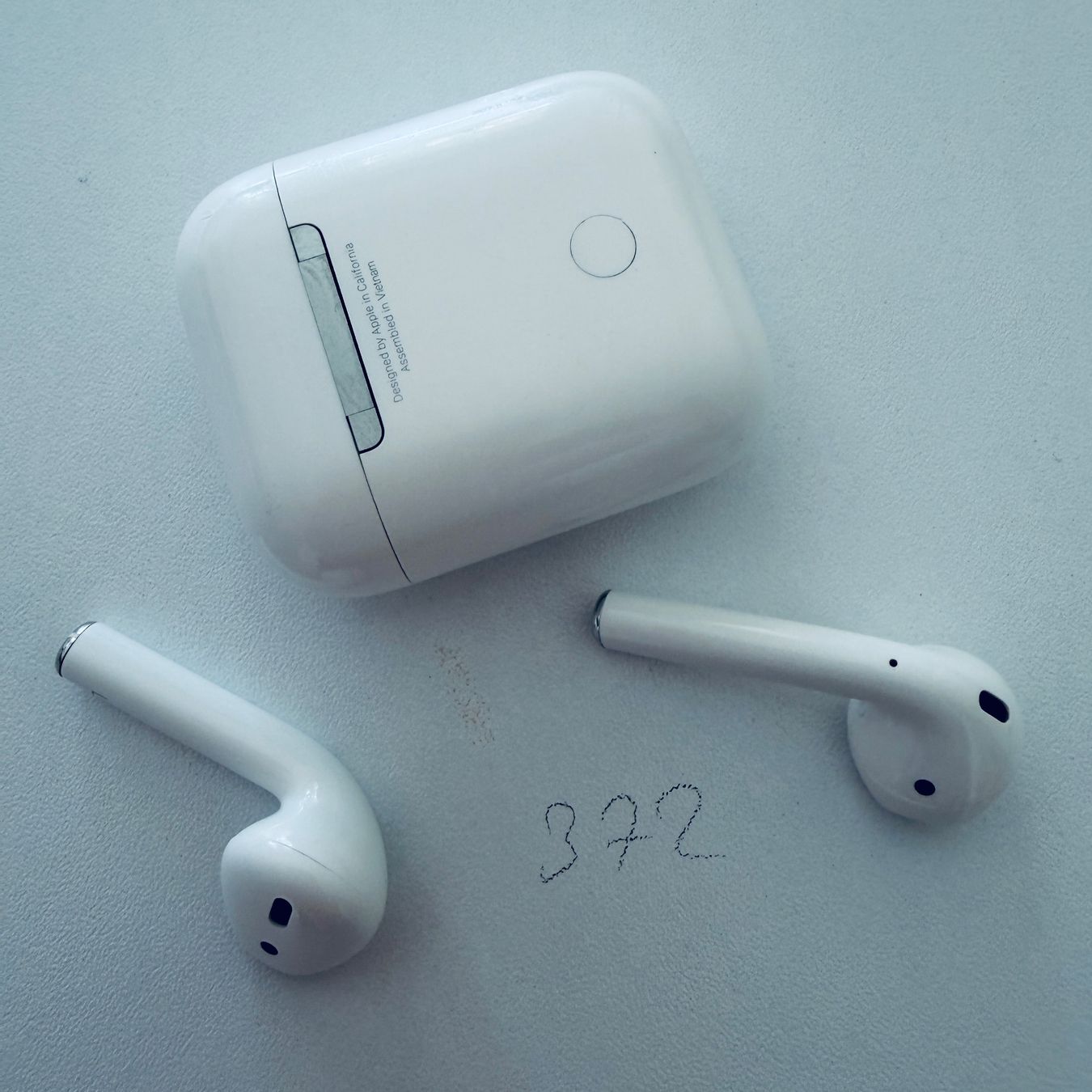 Apple Cuffie: Original Apple AirPods 2 Gen. Wireless Kopfhörer & Case – Usato da Basel venduto da MY.AIRPODS.SHOP 6