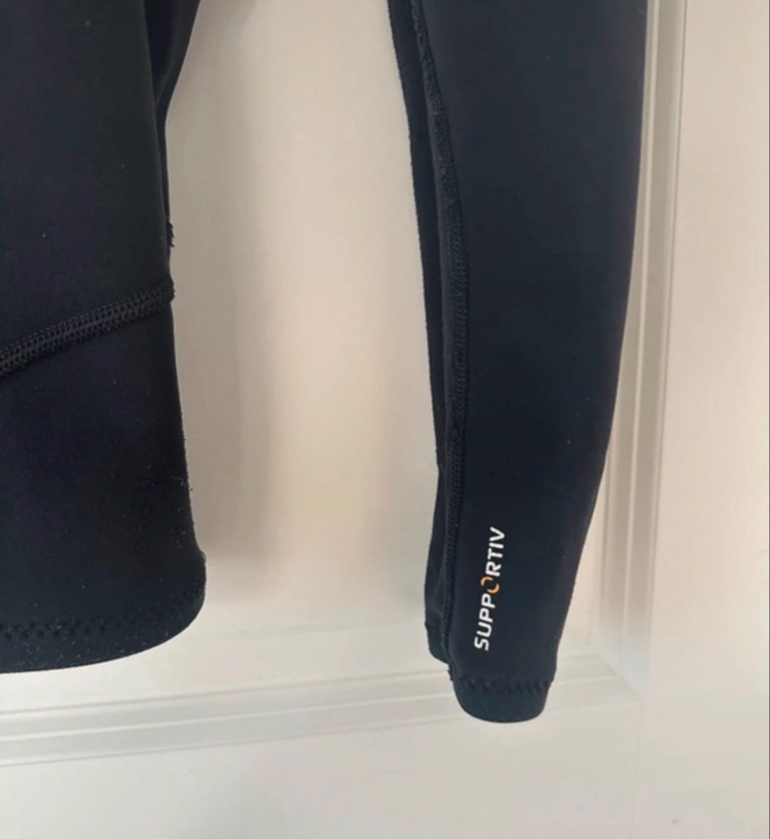 Badekleider & Bikinis: Tribord Neoprene Top Badelycra Schwarz – Gebraucht aus Uster von Monika_OB 3