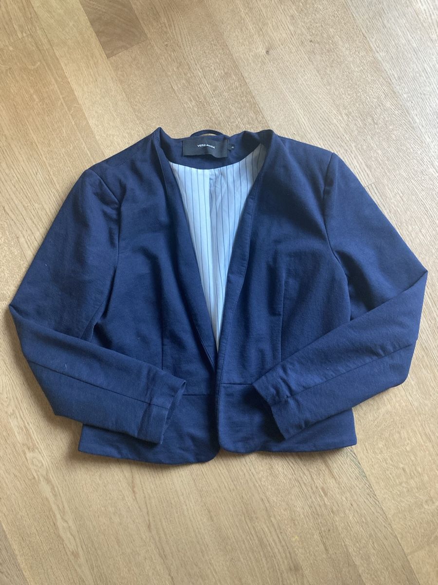 Boléros: Vero Moda Jacke – D'occasion à Zürich par san_qzr2