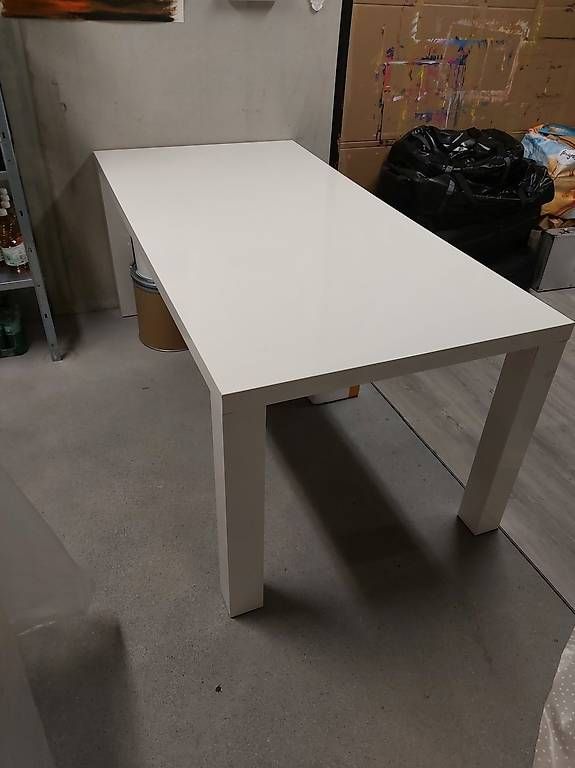 Ikea Tavoli: Ikea Lacktisch weiss – Usato da Stalden (Sarnen) venduto da chr_s5xx 1