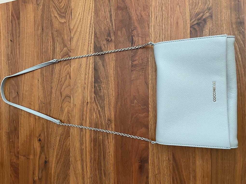 Borse da donna: Hübsche Coccinelle Handtasche grau – Usato da Basel venduto da Sydney02 4