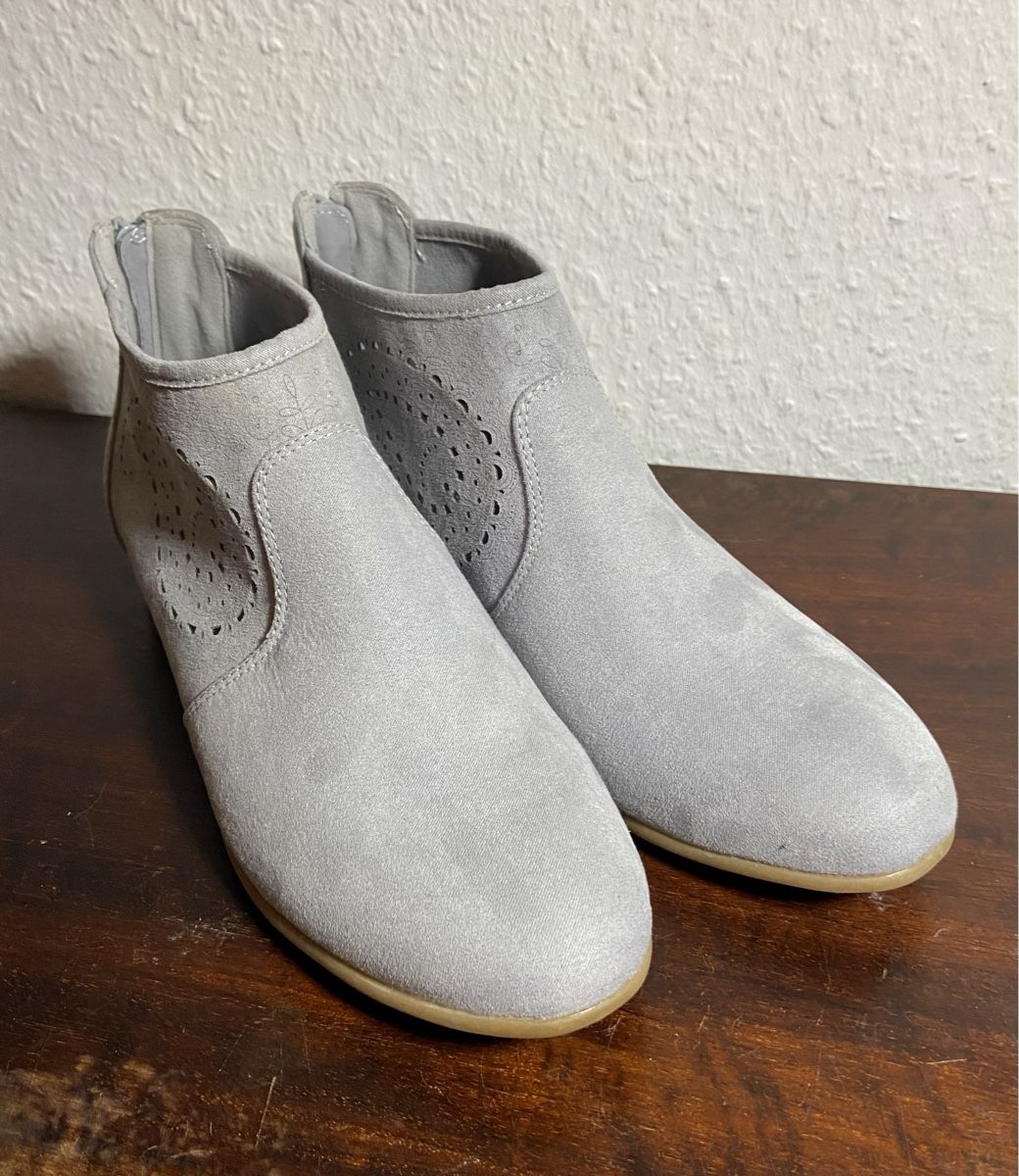 Graceland Scarpe da donna: Stiefeletten mit Lochmuster Gr. 38 hellgrau – Nuovo (secondo la descrizione) da Fislisbach venduto da KolibriSecondhand 3