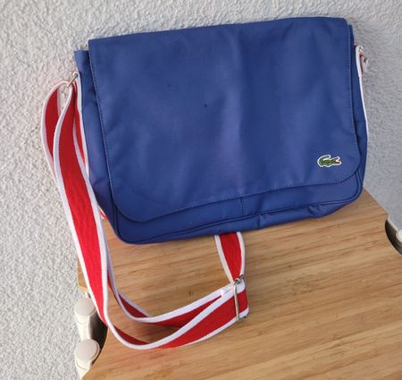 Coole Vintage LACOSTE Umhängetasche von ca. 2004