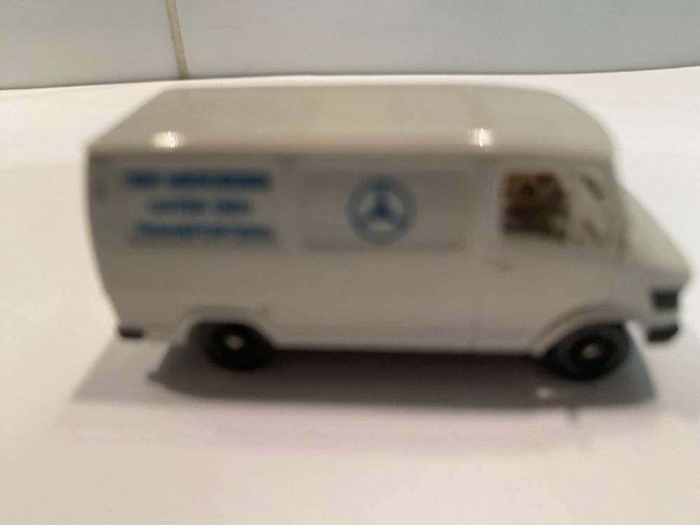 Mercedes-Benz 280-282 Kasten Wiking 1-87 221 6