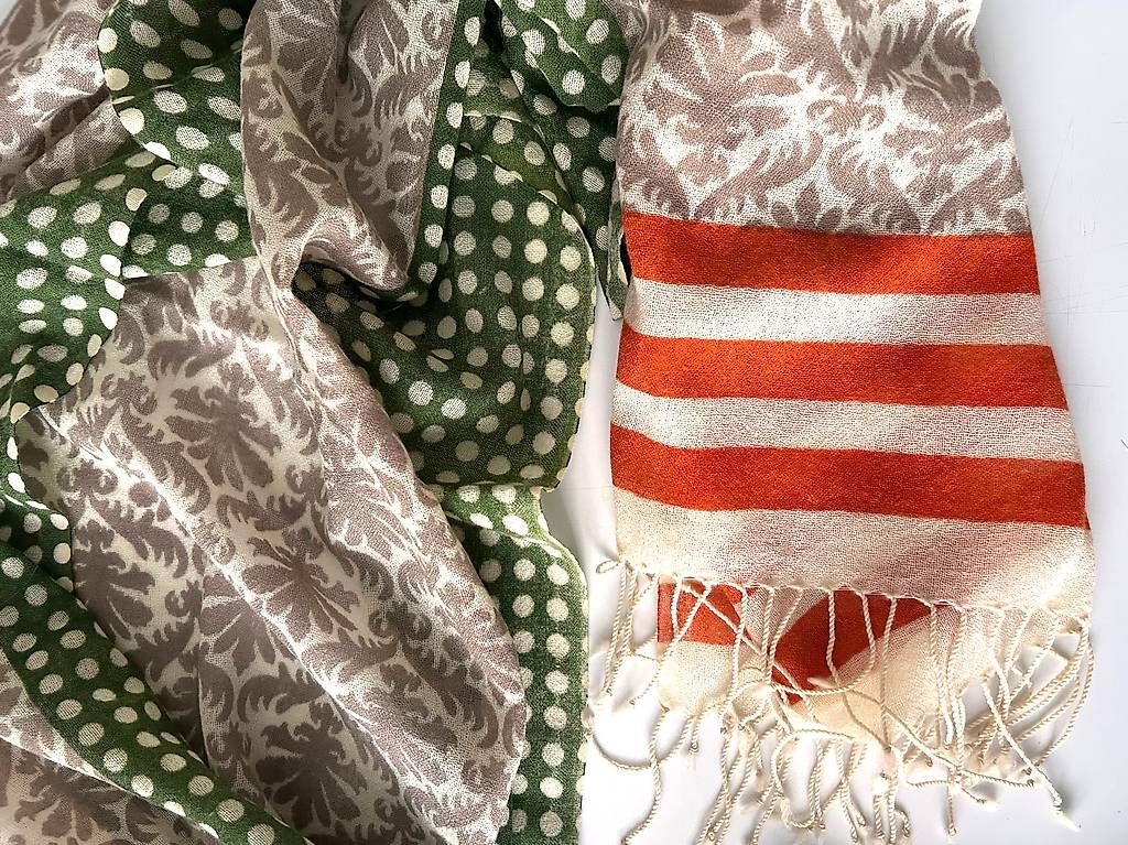 Foulard & Sciarpe: Schal Marke Marc Aurel, 100% Wolle – Usato da St.Gallen venduto da cbr_5mvv 2