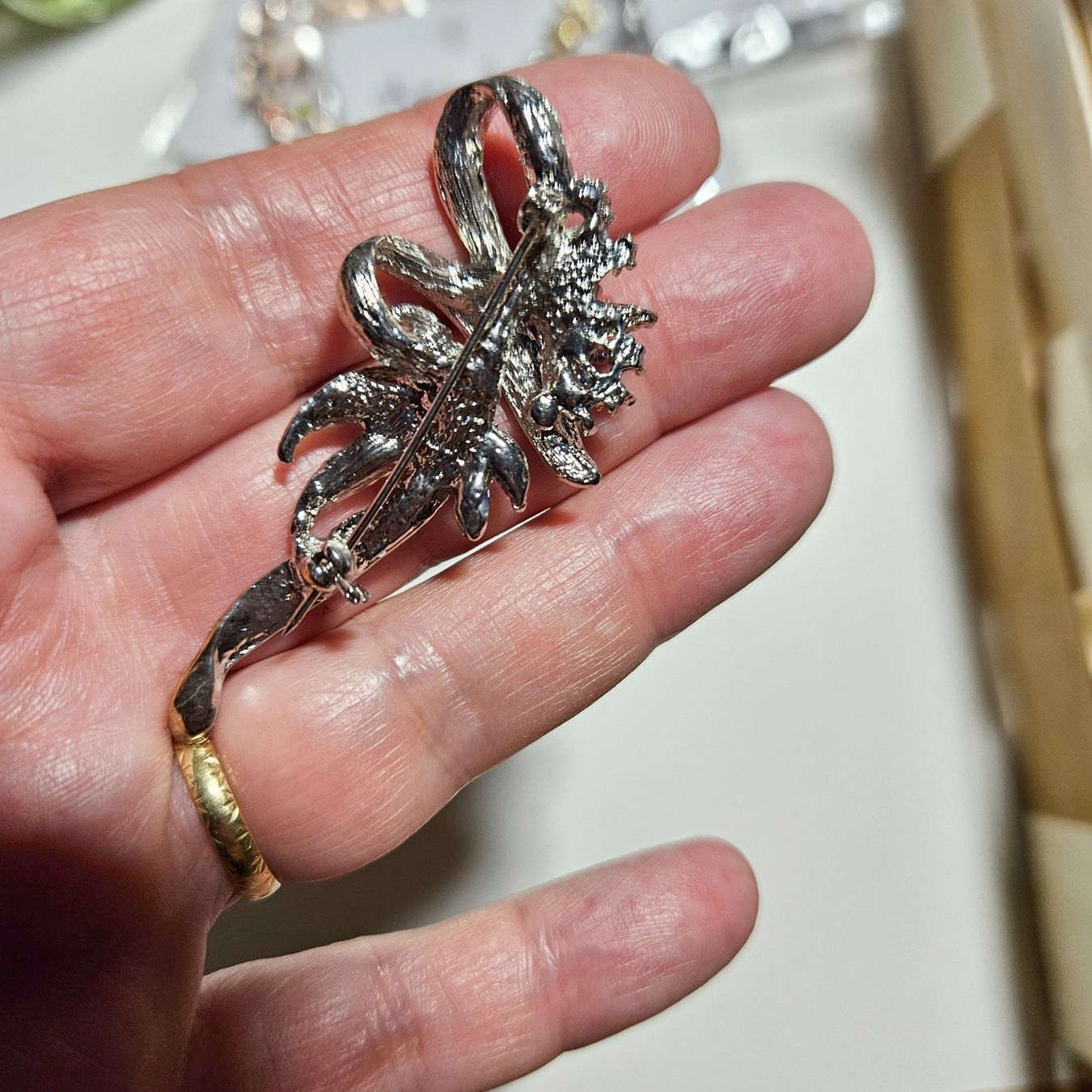 Spille & Fermagli: Broche vintage strass bleu, neuve – Nuovo (secondo la descrizione) da Lausanne venduto da tal_01 2