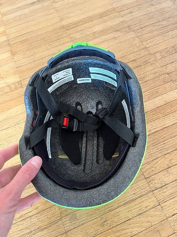 Caschi: Bell helmet 45-52 – Usato da Zürich venduto da mar_t8rd 2