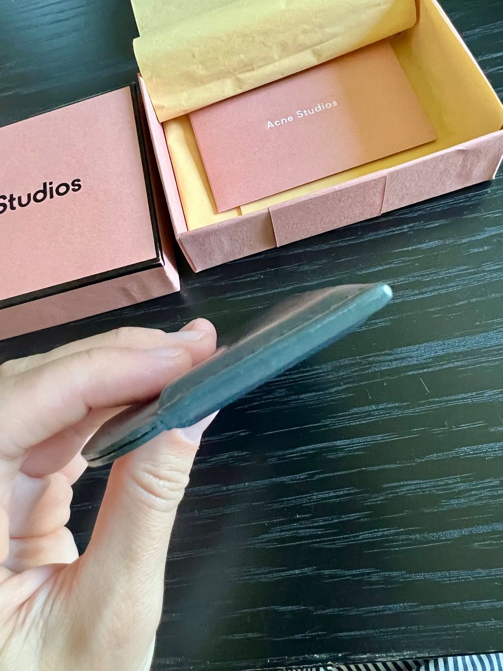 Altro in  Abbigliamento & Accessori: Acne Studios Kartenetui aus Leder – Usato da Zurich venduto da Jul_wr5m 5