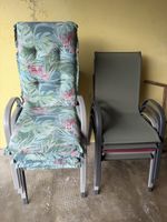 8 Chaises empilables jardin  coussins inclus bon état