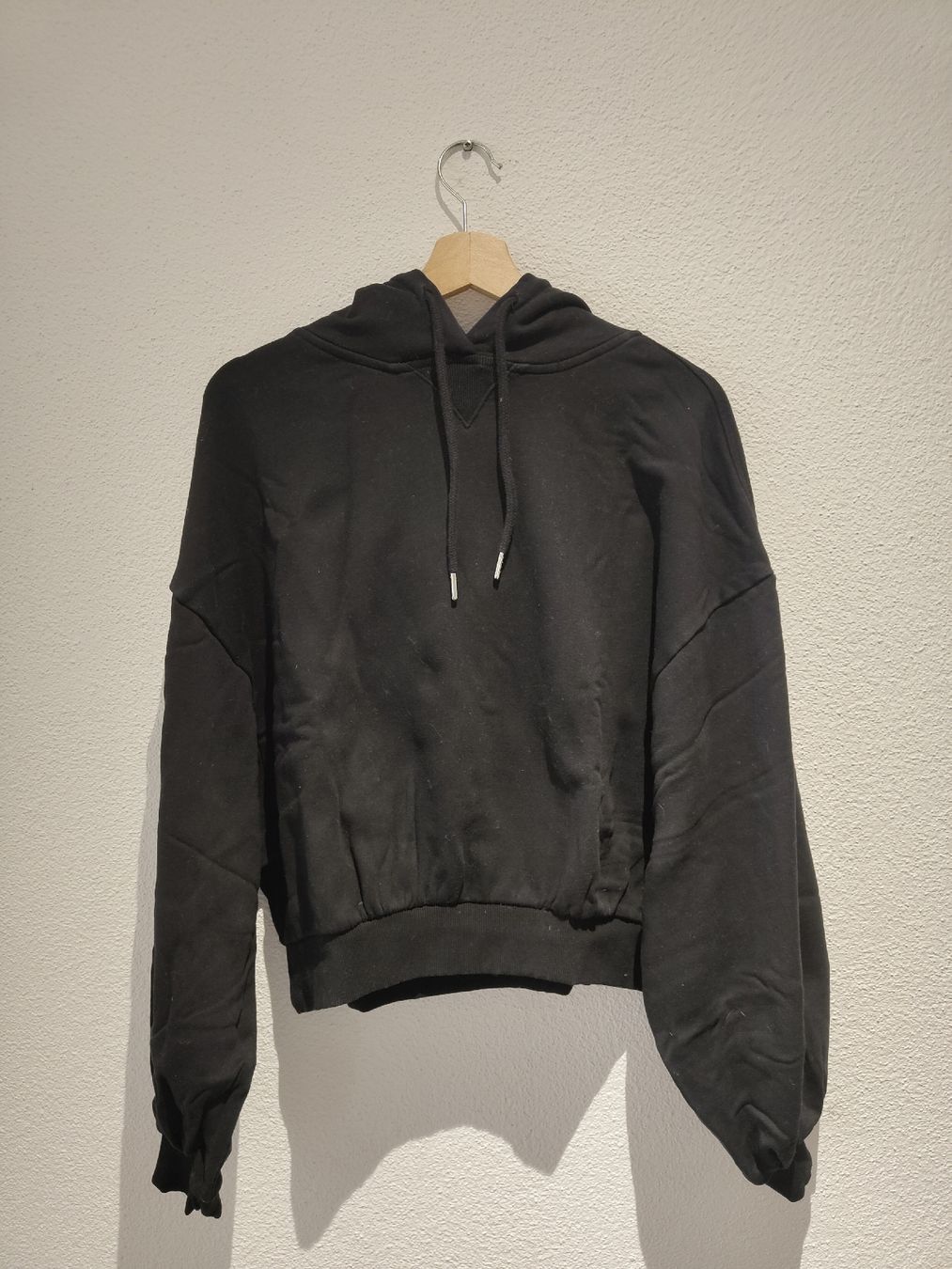Pullover & Sweatshirts: Baggy Hoddie – Gebraucht aus Russikon von noraarya