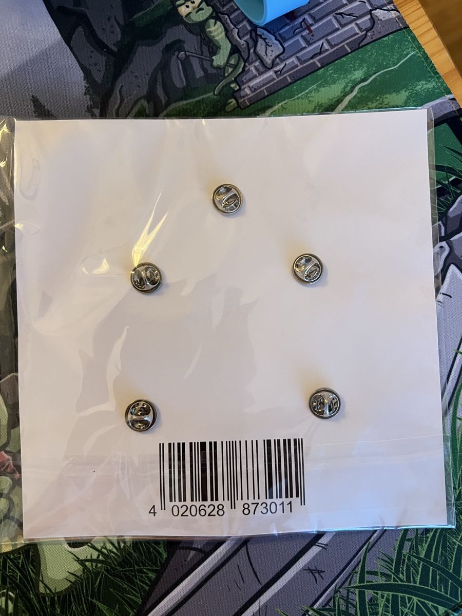 Placchette & Badge: 5 Sonic Pin neu – Nuovo e nell'imballaggio originale da Basel venduto da veralt 1