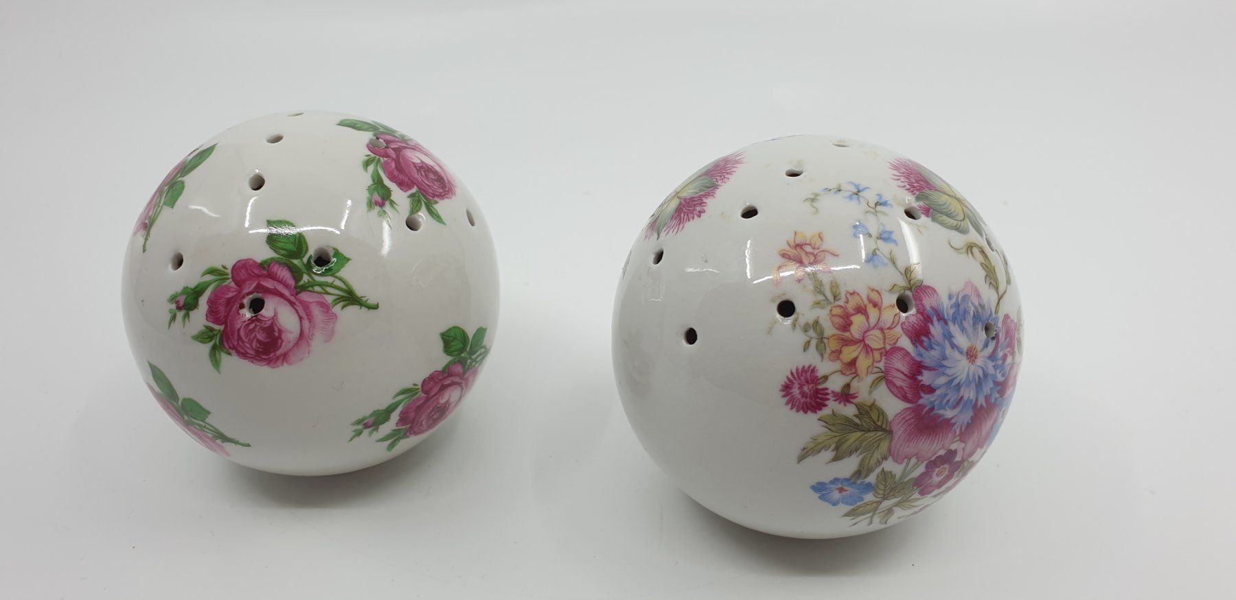 Figurines: 2 Keramik Kugeln, Duftkugeln – D'occasion à Emmen par Brockofsky 2