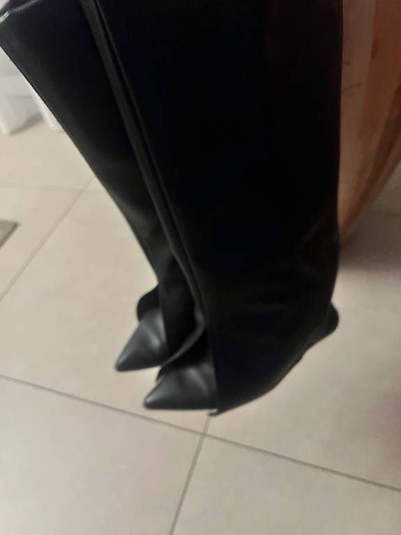 Scarpe da donna: Schwarze Stiefel – Usato da Dübendorf venduto da Diva119 2