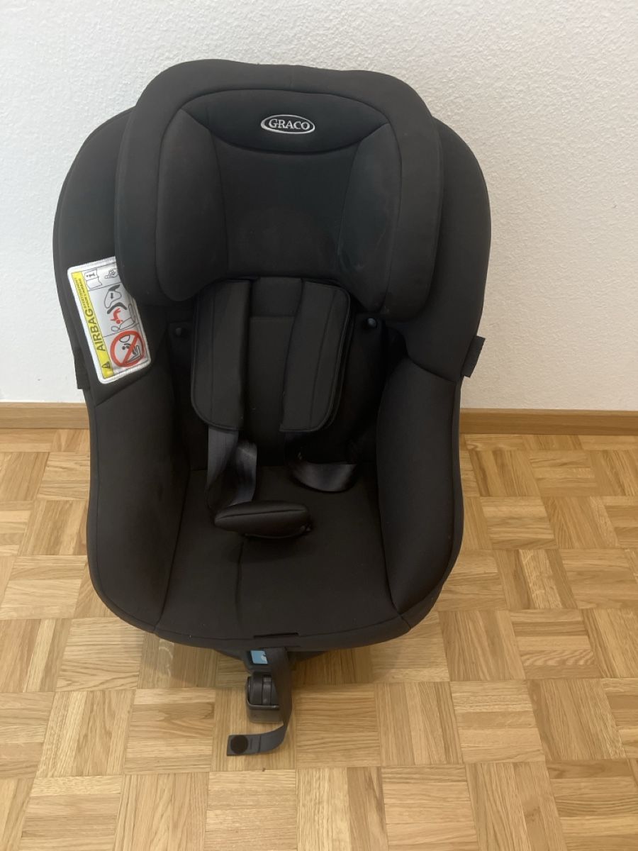 Seggiolini per auto: Graco Autositz, schwarz, neuwertig, unfallfrei! – Usato da Adlikon bei Regensdorf venduto da brunoP