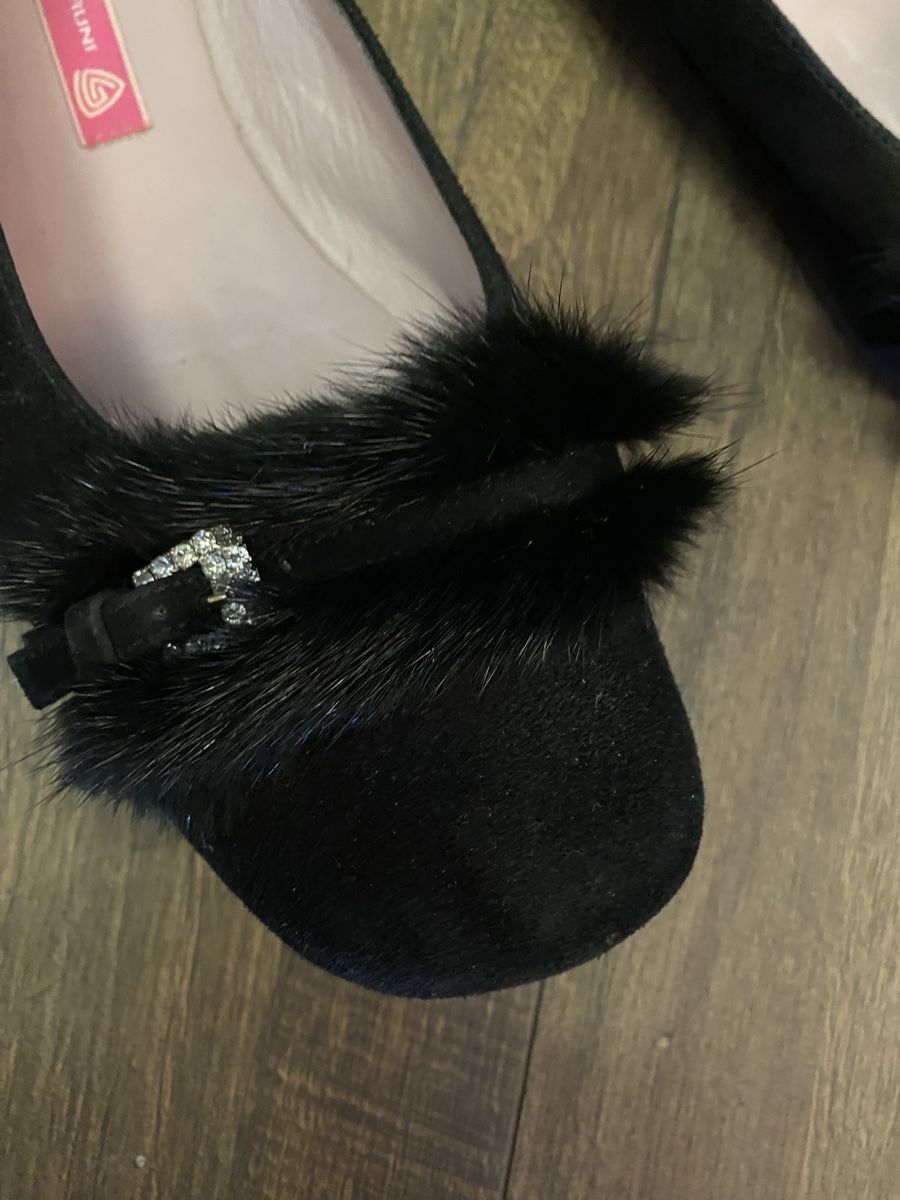AGL Scarpe da donna: AGL Ballerina Schwarz Leder 40 – Usato da Büron venduto da Coerner 1