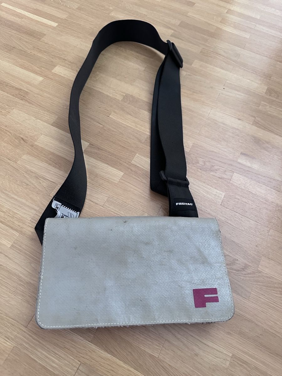 Freitag Borse: Freitag Clutch – Usato da Winterthur venduto da mar_zsm5 3