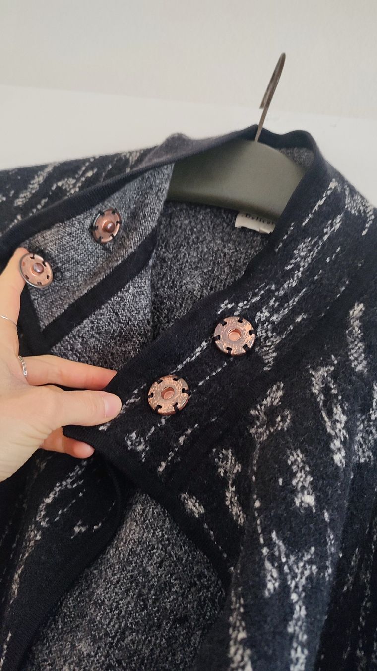 Giacche: Delicate Love Strickjacke, Gr. M, Wolle – Usato da Basel venduto da kopfstand 3