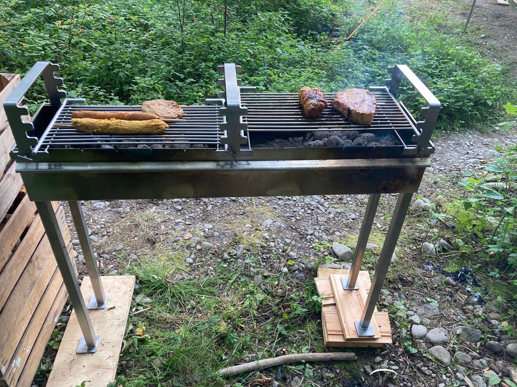 Griglie: Spiessli Grill mit Rost – Nuovo (secondo la descrizione) da Wauwil venduto da wendu