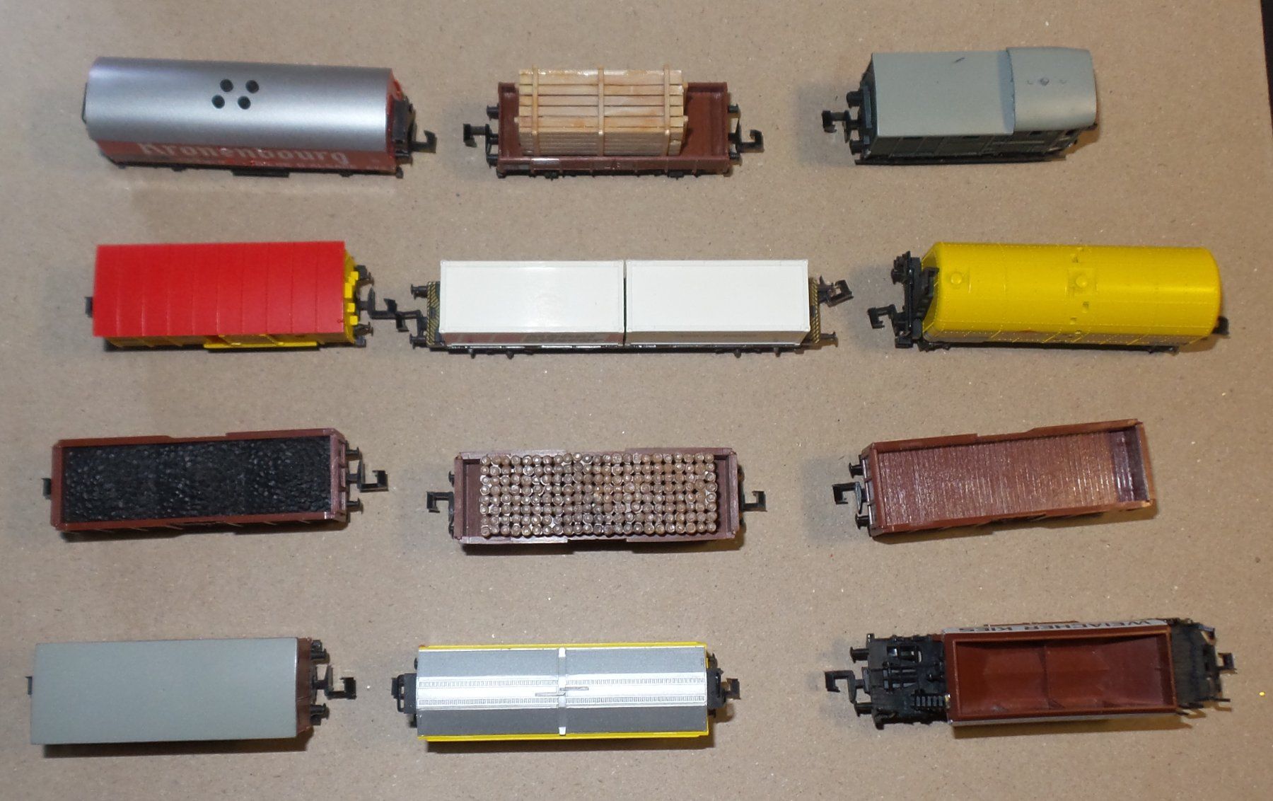 Trix Modelleisenbahnen: Lot 12 wagons divers Trix Minitrix N – Gebraucht aus Bulle von Rockandtoys 2