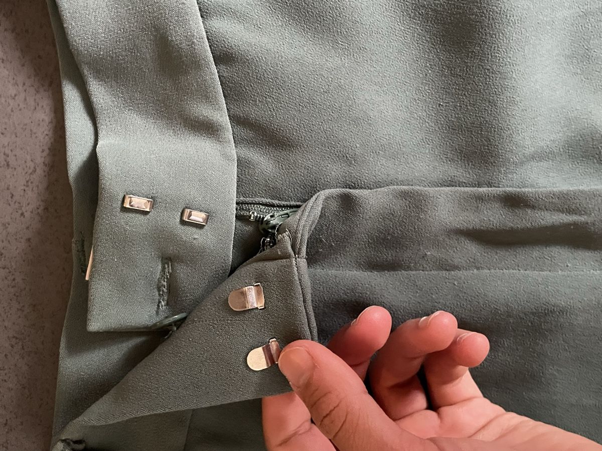 H&M Pantaloni: H&M pants pantalon – Usato da Cressier NE venduto da leiestla 1