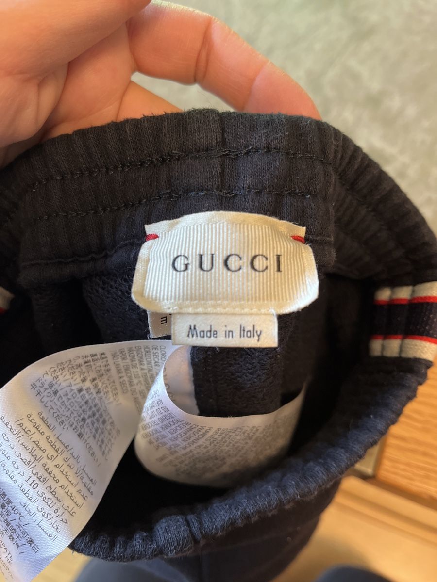 Gucci Pantaloni: Gucci Jogginghose 9 - 12 Monate – Usato da Uster venduto da Kalici1 1