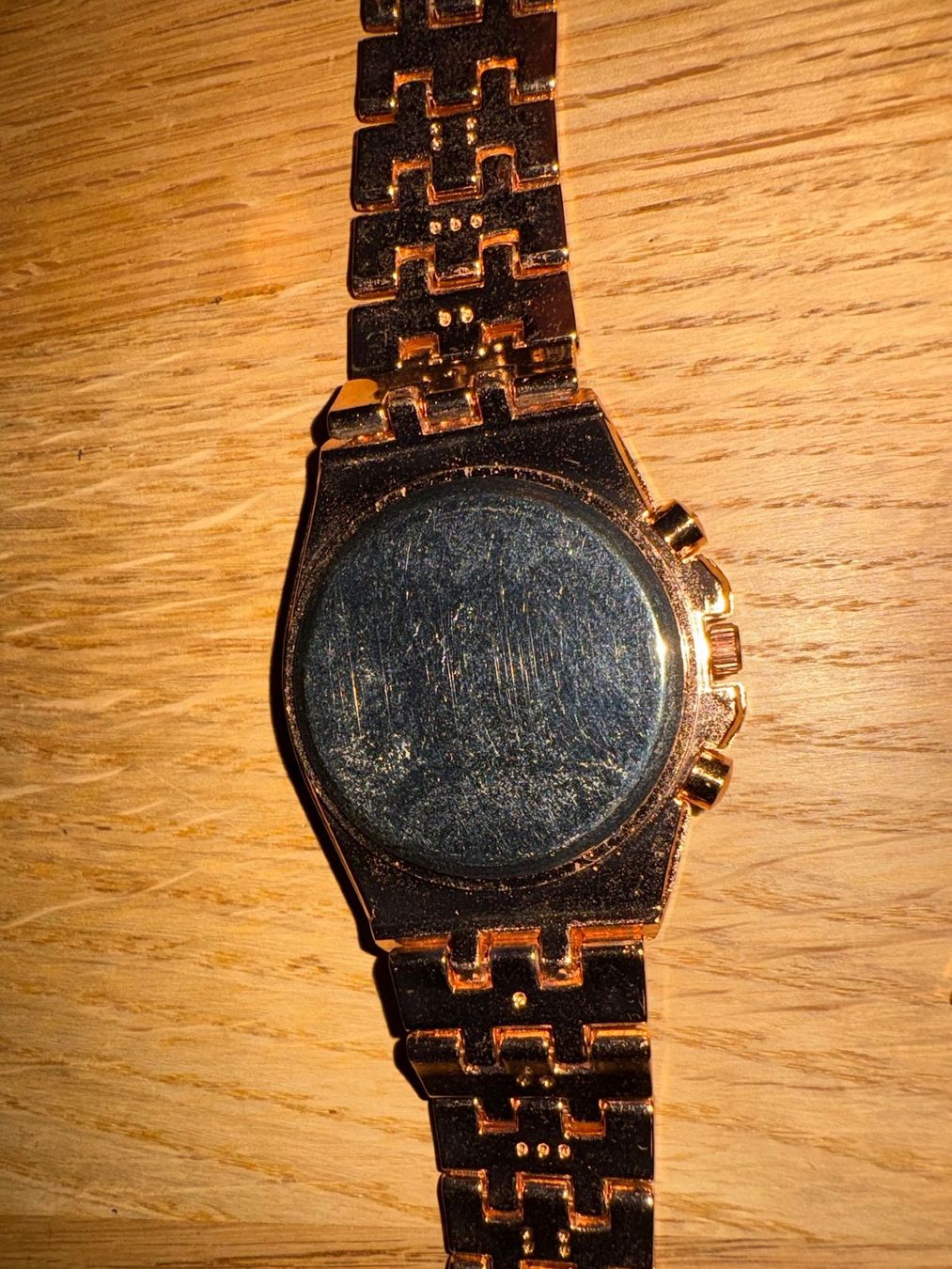 Uhren: Armbanduhr roségold bling – Gebraucht aus Zürich von triangular 1