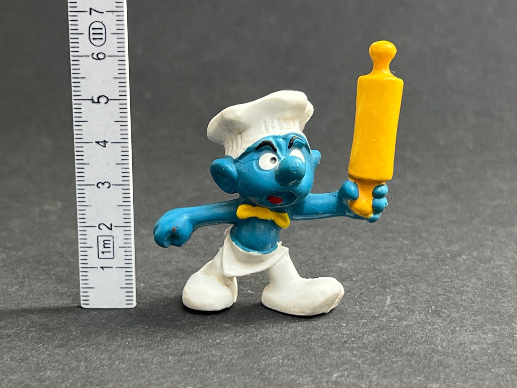 Bullyland Statuette: 20099 BÄCKERMEISTER Schlumpf Bäcker – Usato da Ennetbaden venduto da mapa05 1