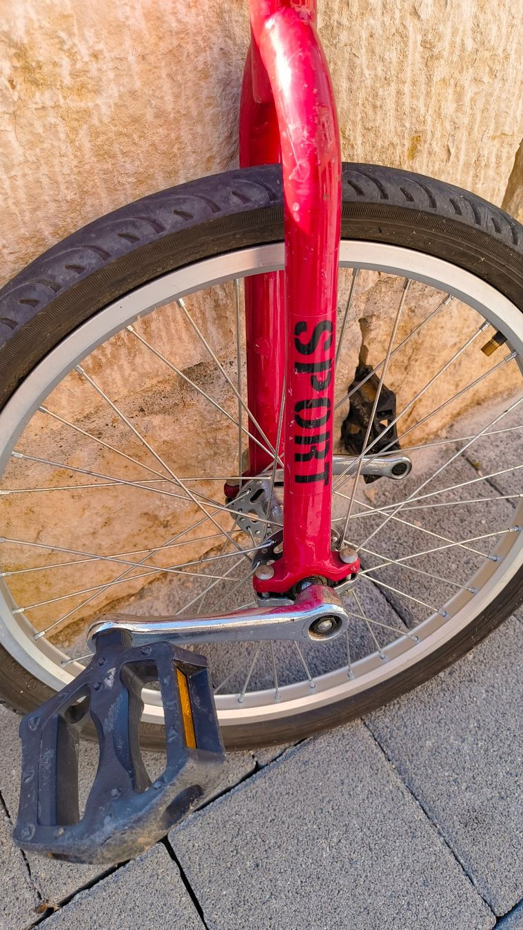 Biciclette: Rotes Einrad gebraucht guter Zustand – Usato da Stein AG venduto da fri_vpb8 4