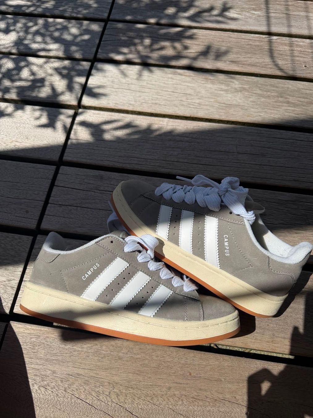 Adidas Chaussures hommes: Adidas Campus Sneaker Grau gute Zustand – D'occasion à Zürich par ale_5l6s 1