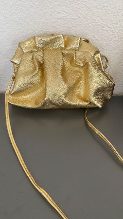 Crossbody Tasche in gold