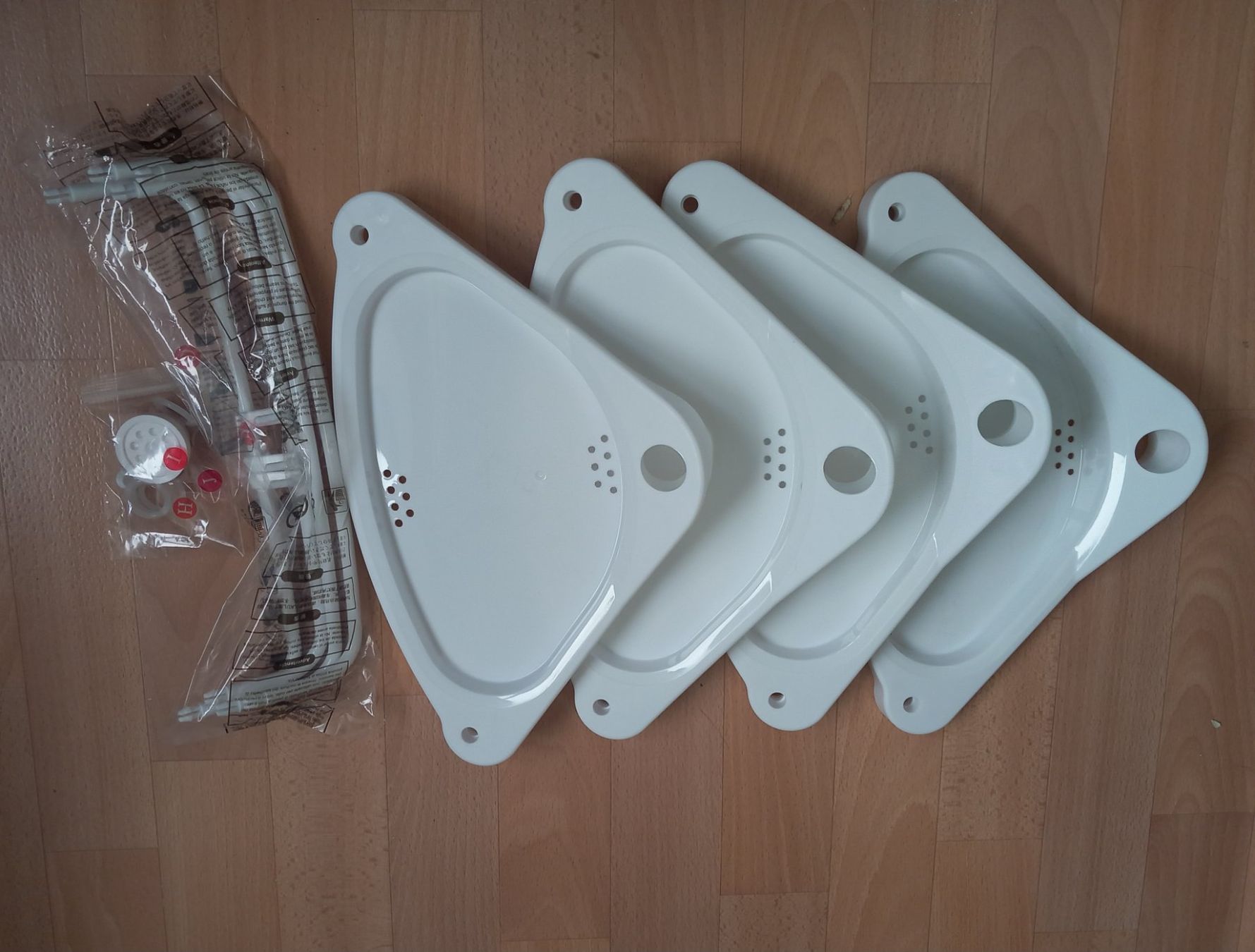 Duschen: Duschregal weiss – Neu und originalverpackt aus Wettingen von fio 1
