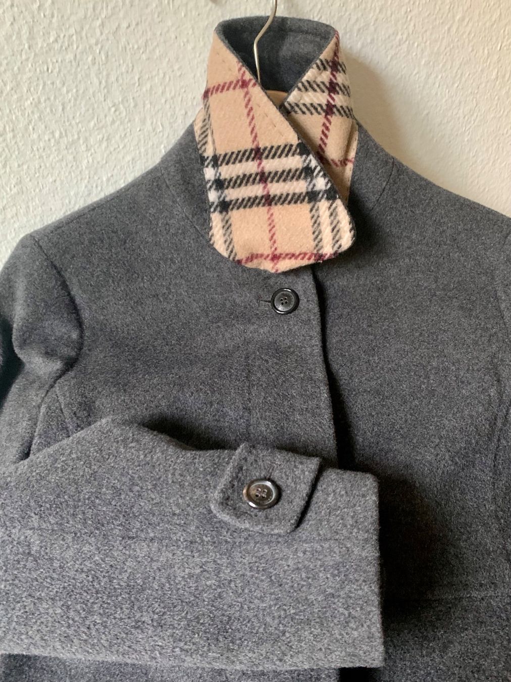 Burberry Cappotti: Kurzer Wollmantel von Burberry, Gr. 36 – Nuovo (secondo la descrizione) da Zürich venduto da p_q7q_nichtraucher 4