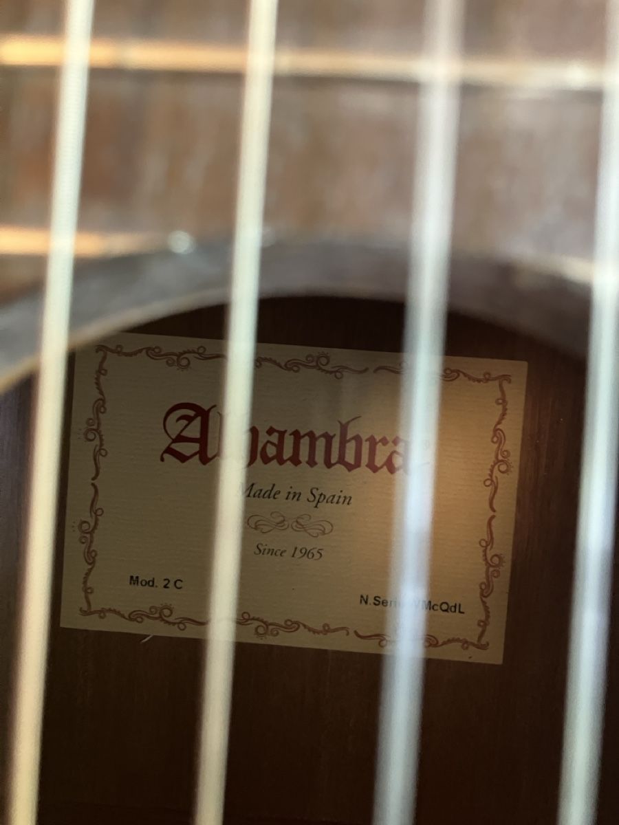 Alhambra Strumenti musicali: Alhambra 2C Classical Guitar – Usato da Zürich venduto da zac_bs6l 3