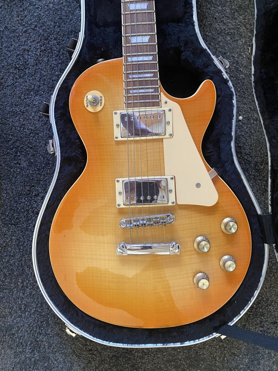 Harley Benton Instruments de musique: Harley Benton Vintage – Défectueux à Rümlingen par Panman55 2