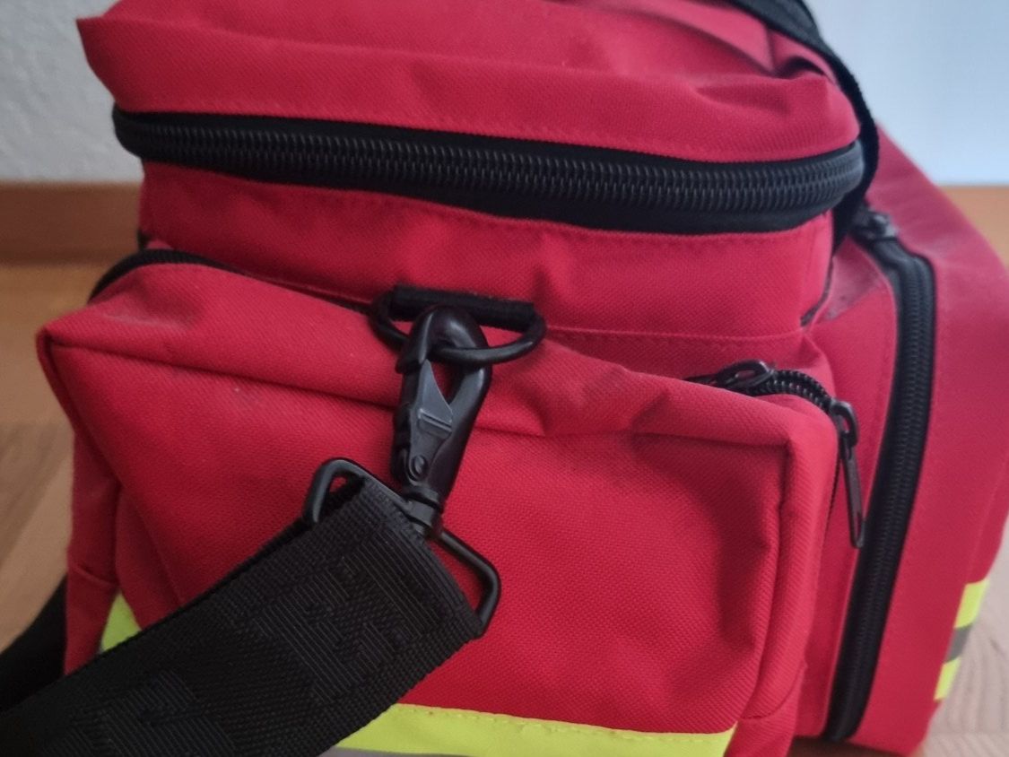 Borse: Notfalltasche mit Inhalt/gefüllt – Usato da Ebikon venduto da Dubi1 5
