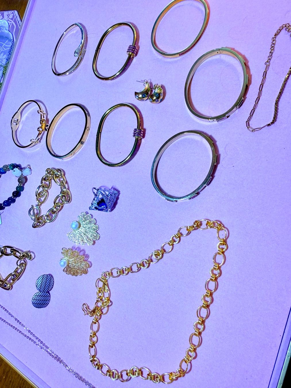Altri gioielli: Super lot de bijoux dorés Neufs – Nuovo e nell'imballaggio originale da St-Maurice venduto da Sandrinette123 1