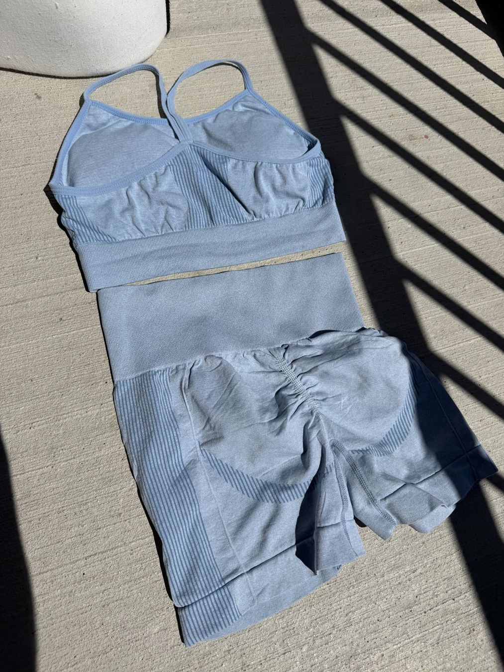 Kleiderpakete: Sport Set, Hellblau, Grösse S, Sommer! – Gebraucht aus Riehen von edu_92w7