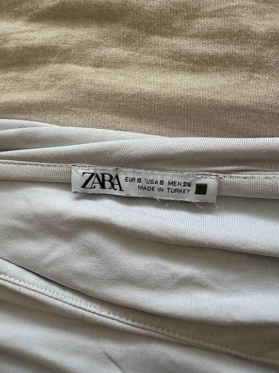 Top: Body bianco  – Usato da Vacallo venduto da zoe_227m 1