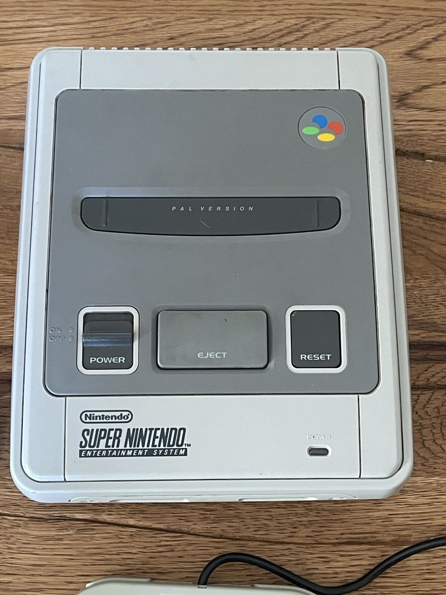 Nintendo Console: Super Nintendo Entertainment System Mortal Kombat Bundle – Usato da Zuerich venduto da Dorsi 2