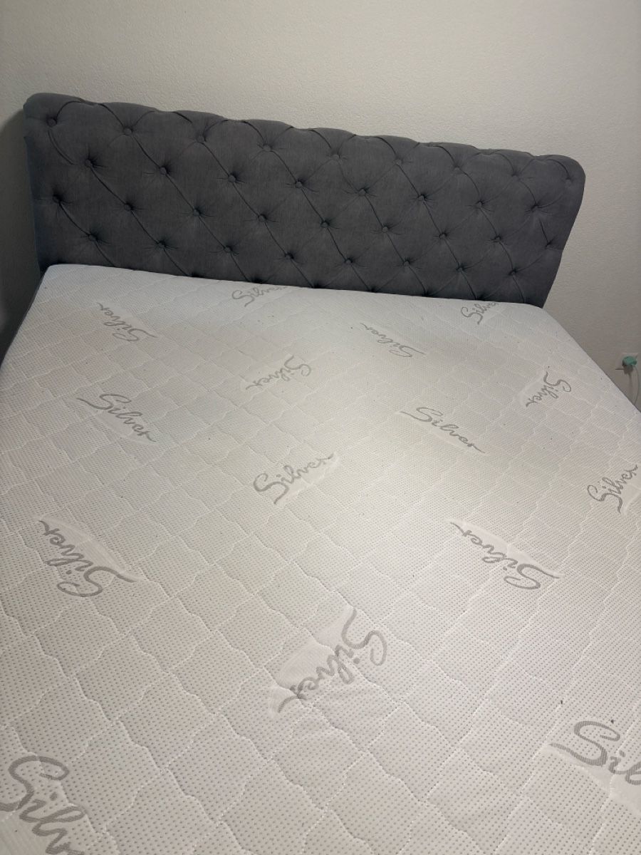 Letti: Boxspringbett 180x200cm - mit beidseitigen Stauraum – Usato da Winterthur venduto da dze_8ll6 1
