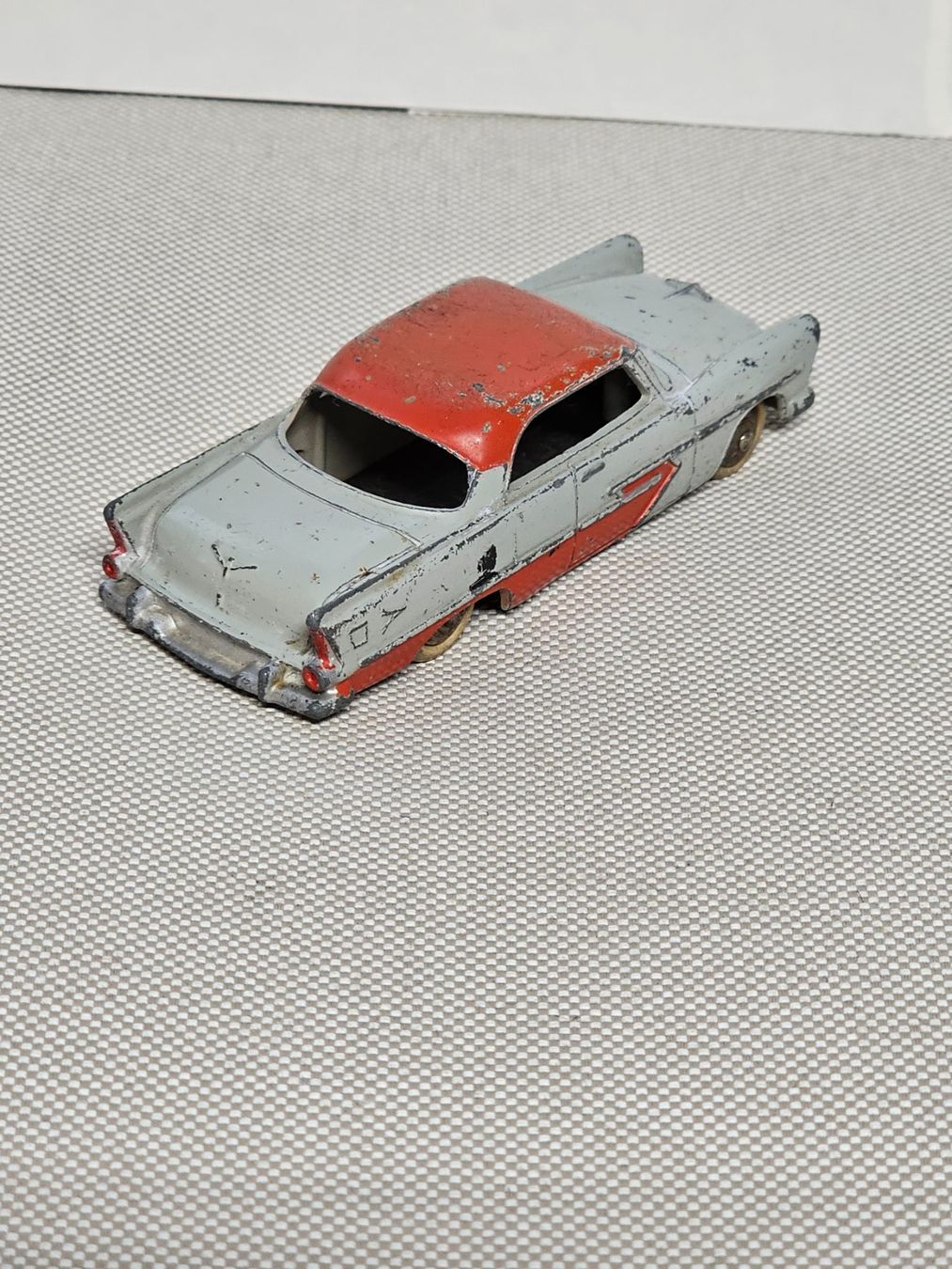 Dinky Toys Modellini d'auto: Dinky Plymouth Belvedere – Usato da Starrkirch-Wil venduto da easygo13 1